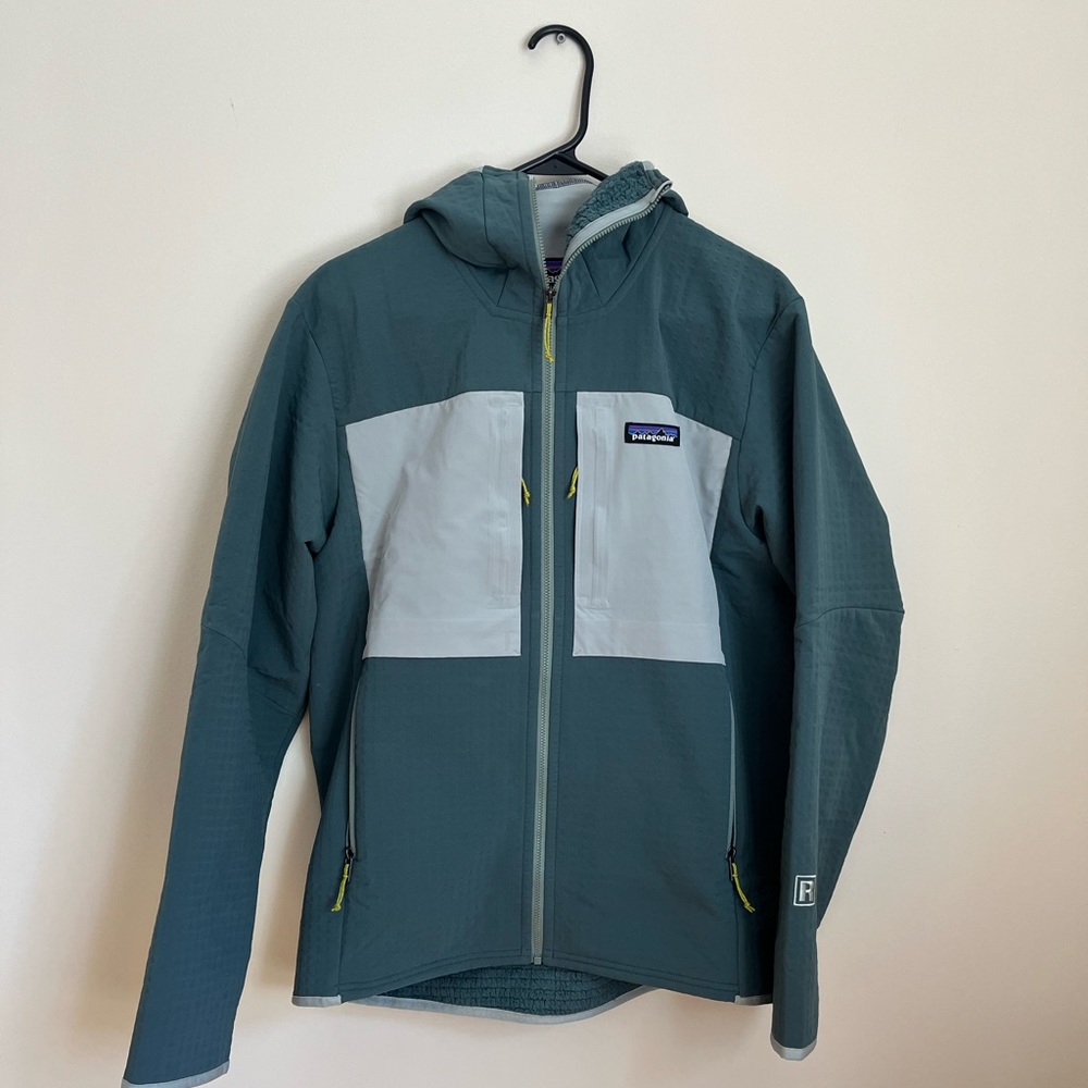 M’s Patagonia Techface Hoody - Nouveau Green - Medium